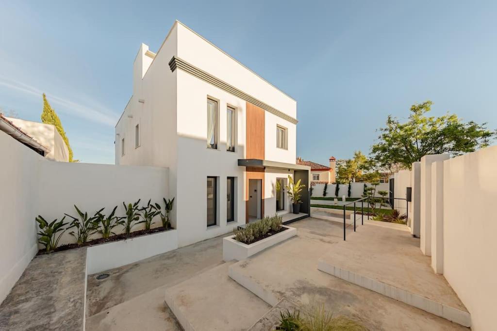 Villa Con Piscina Privada Gelves Exteriér fotografie