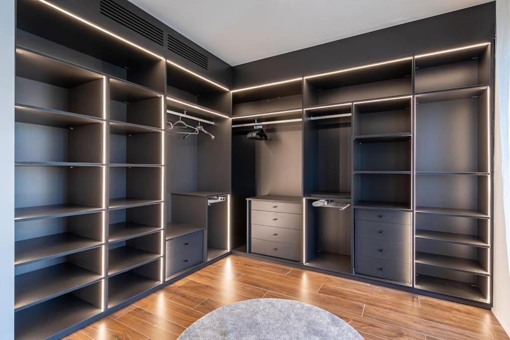Villa Con Piscina Privada Gelves Exteriér fotografie