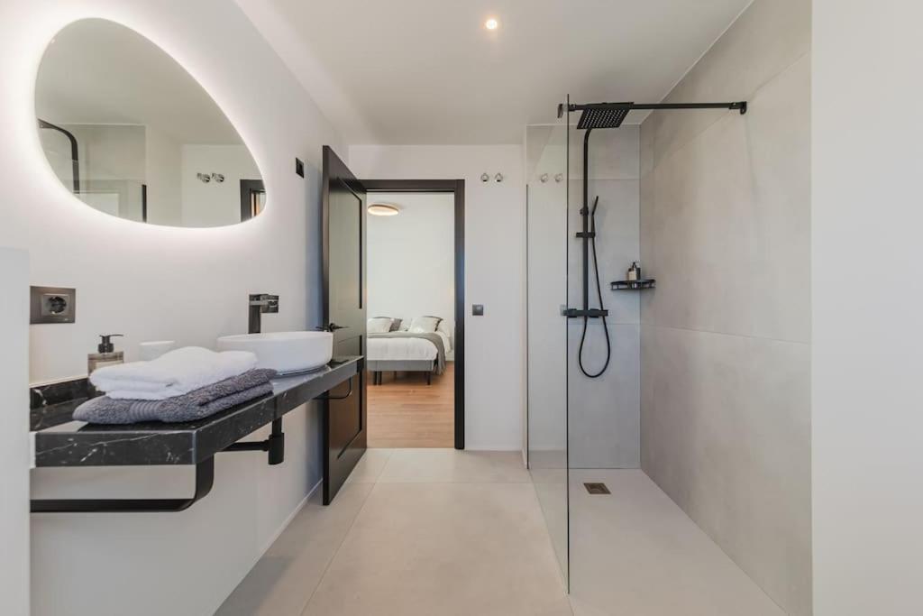 Villa Con Piscina Privada Gelves Exteriér fotografie