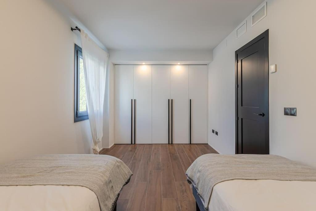 Villa Con Piscina Privada Gelves Exteriér fotografie