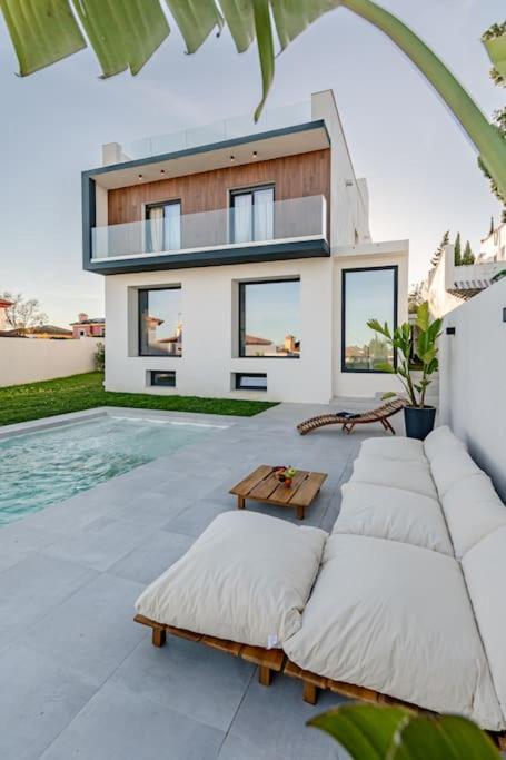Villa Con Piscina Privada Gelves Exteriér fotografie