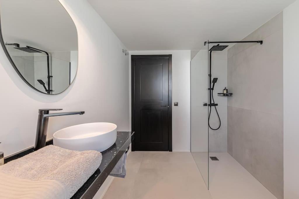 Villa Con Piscina Privada Gelves Exteriér fotografie