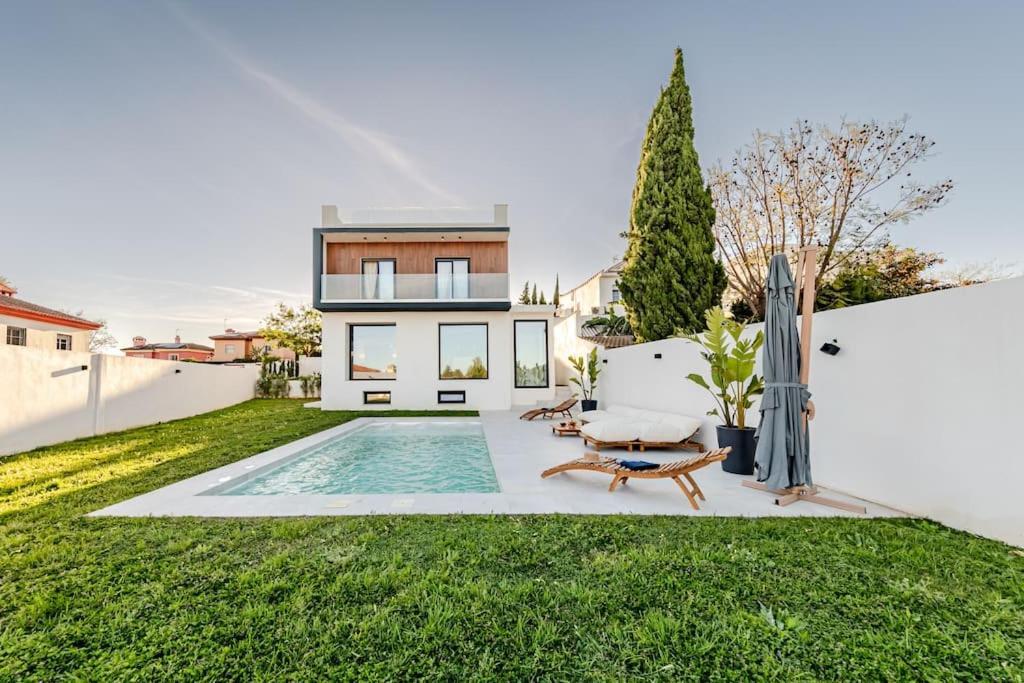 Villa Con Piscina Privada Gelves Exteriér fotografie