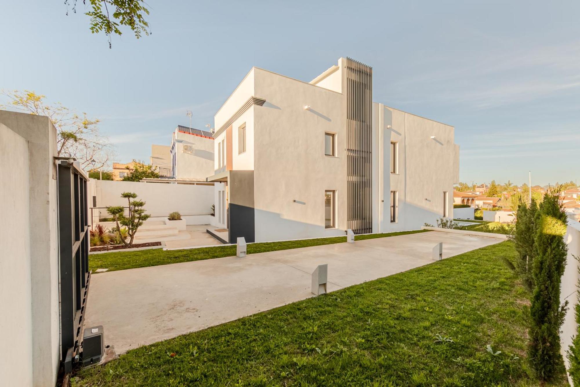 Villa Con Piscina Privada Gelves Exteriér fotografie